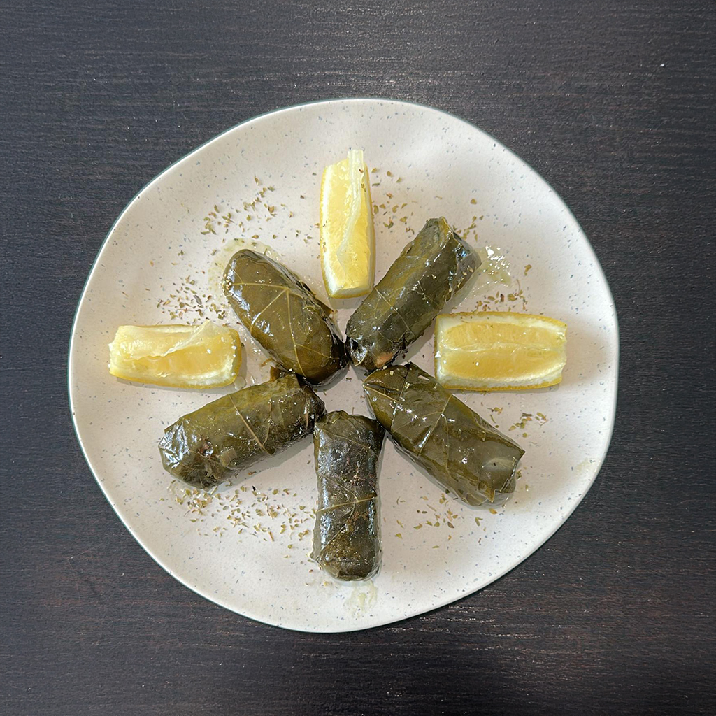 dolmades_on_a_plate